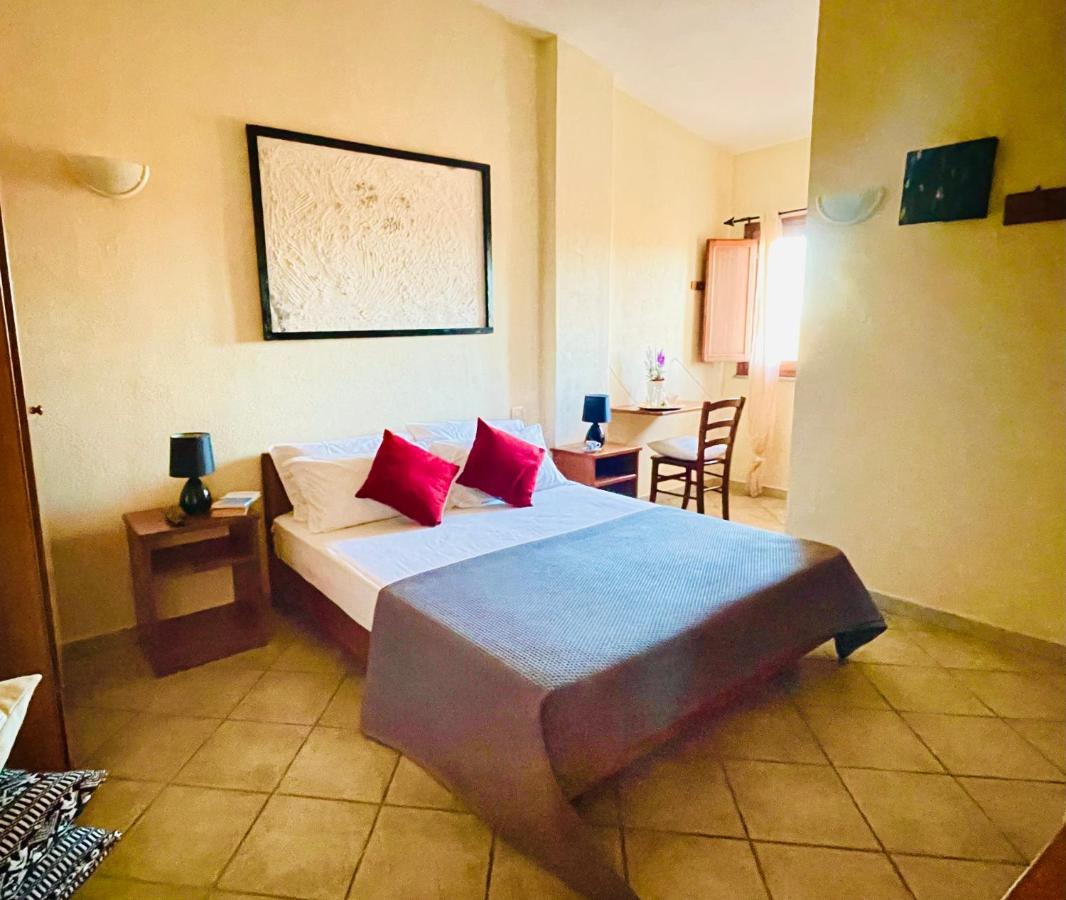 Hotel Velasole Позада Екстериор снимка